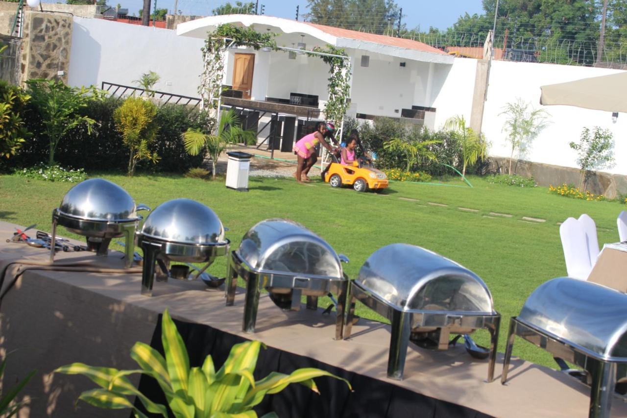Chamiachi Hotel & Apartments Bamburi Ngoại thất bức ảnh