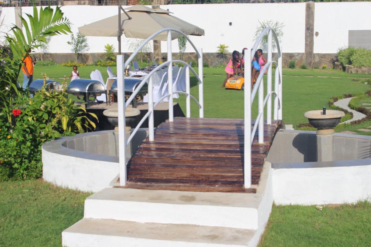 Chamiachi Hotel & Apartments Bamburi Ngoại thất bức ảnh